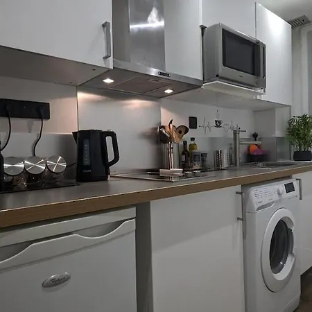 Duplex A 100m De La Comedie